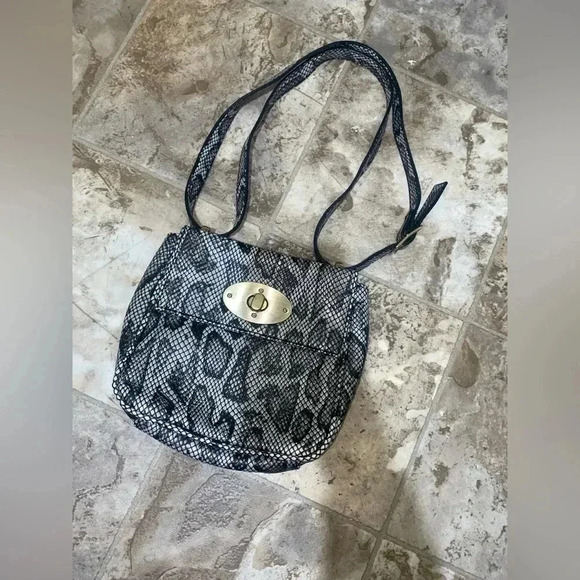 Women’s Black and  Grey Snake Skin Crossbody shoulder bag purse adjustable strap - Picture 14 of 16